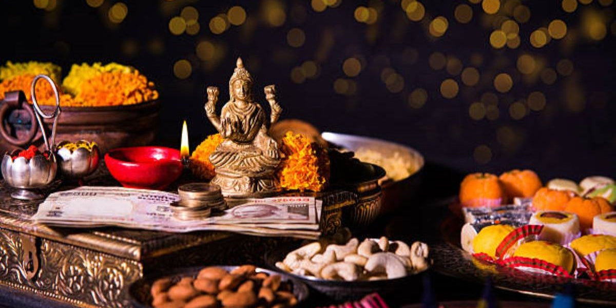 Don't do Diwali Laxmi Puja without these important items