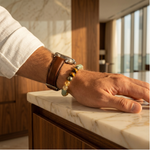Divine Sansar Prosperity Bracelet ambiant image Man hand