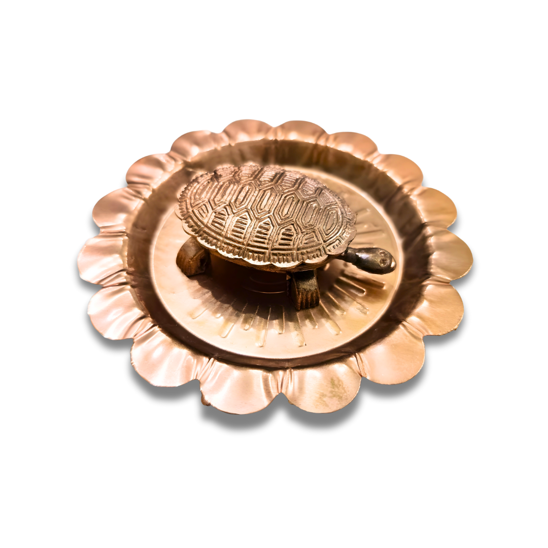 Divine Sansar Shri Icchapurti Kachhua rests centered inside a scalloped copper plate on a plain white background.